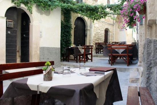 Residence San Luca ויאסטה מראה חיצוני תמונה