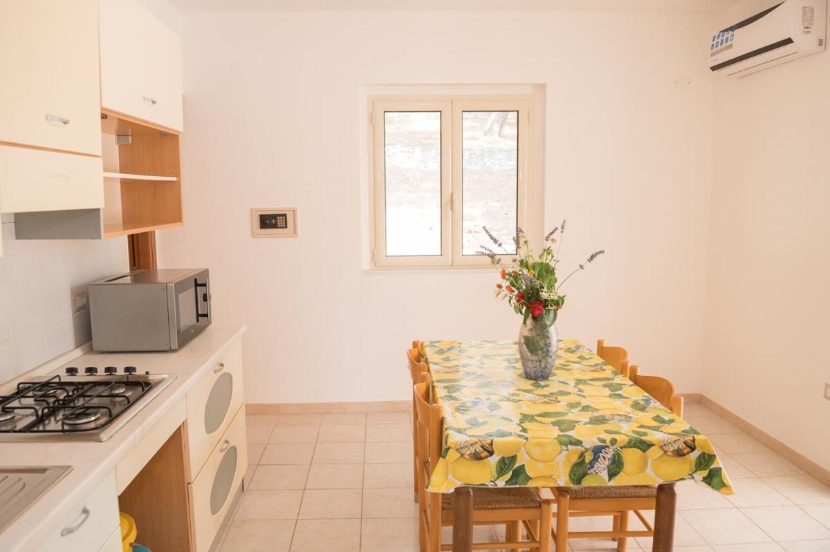 Residence San Luca ויאסטה מראה חיצוני תמונה
